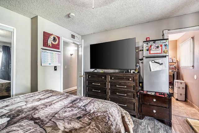 4675 E Belgravia Avenue, Fresno, CA 93725
