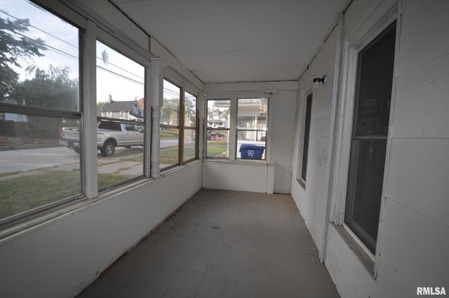 1803 BELLE Avenue, Davenport, IA 52803