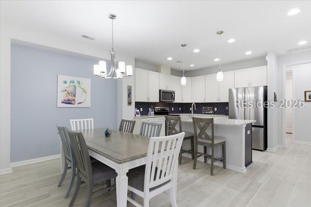 650 Parrot Ave, Hardeeville, SC 29927