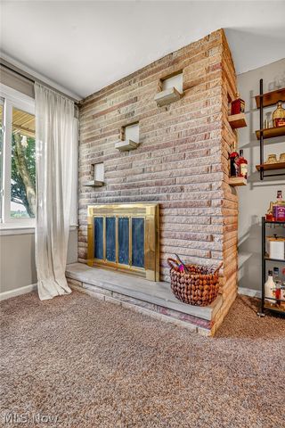 9842 Market Avenue N, Hartville, OH 44632