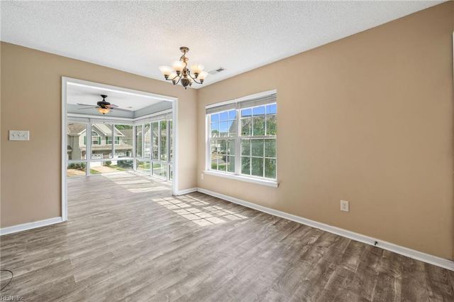 1702 Sawgrass LN, Portsmouth, VA 23703