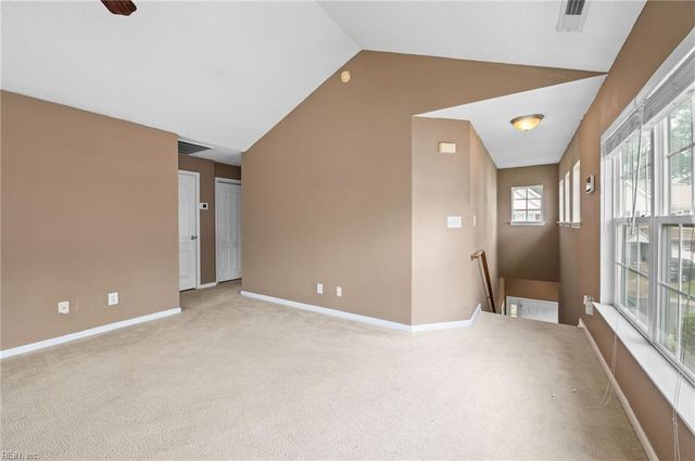 1702 Sawgrass LN, Portsmouth, VA 23703