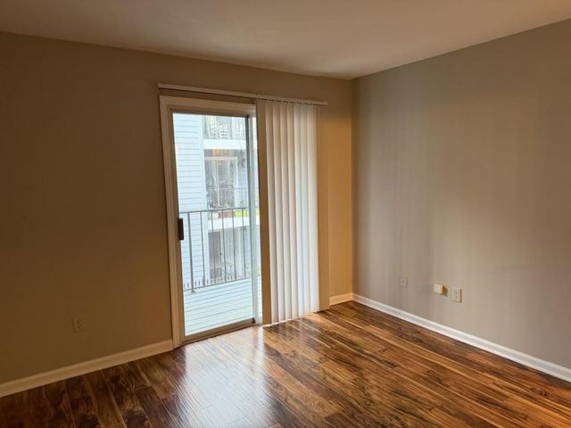 418 Granville Court, Atlanta, GA 30328