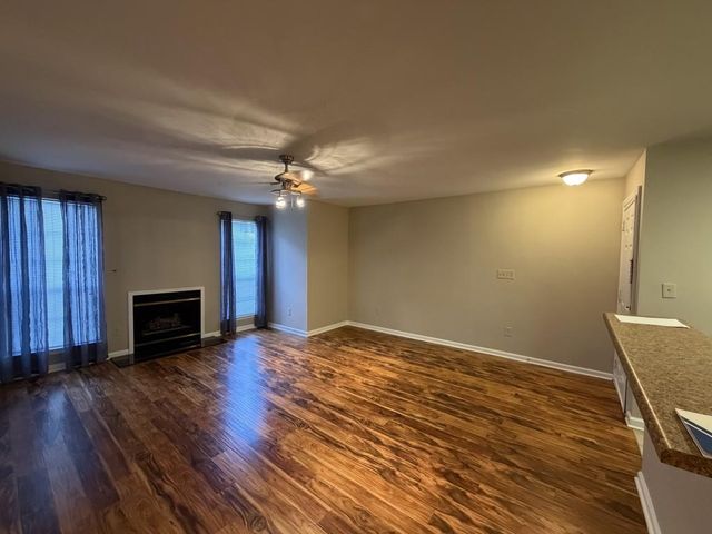 418 Granville Court, Atlanta, GA 30328