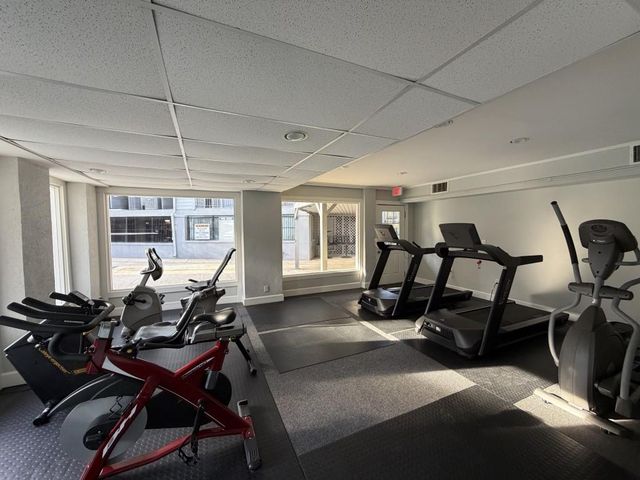 418 Granville Court, Atlanta, GA 30328