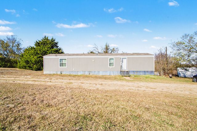 8901 Eastview Drive, Crandall, TX 75114