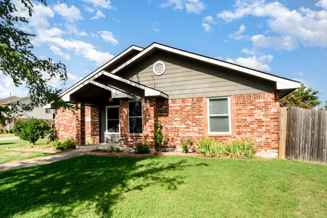 301 Rock Court, Princeton, TX 75407