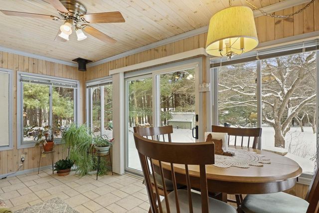 E10471 Pine Circle, Prairie Du Sac, WI 53578