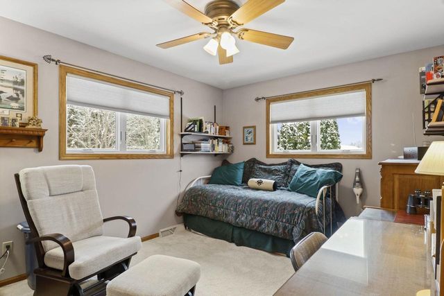 E10471 Pine Circle, Prairie Du Sac, WI 53578