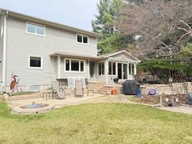 E10471 Pine Circle, Prairie Du Sac, WI 53578