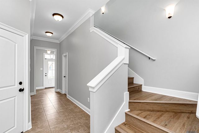 39350 St Charles Ave, Gonzales, LA 70737