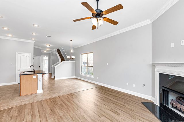 39350 St Charles Ave, Gonzales, LA 70737