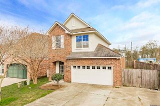 39350 St Charles Ave, Gonzales, LA 70737