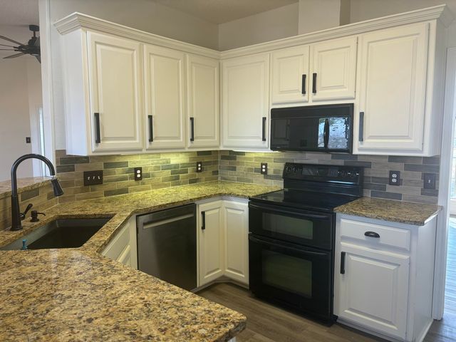 6 N Rim Road, Ransom Canyon, TX 79366