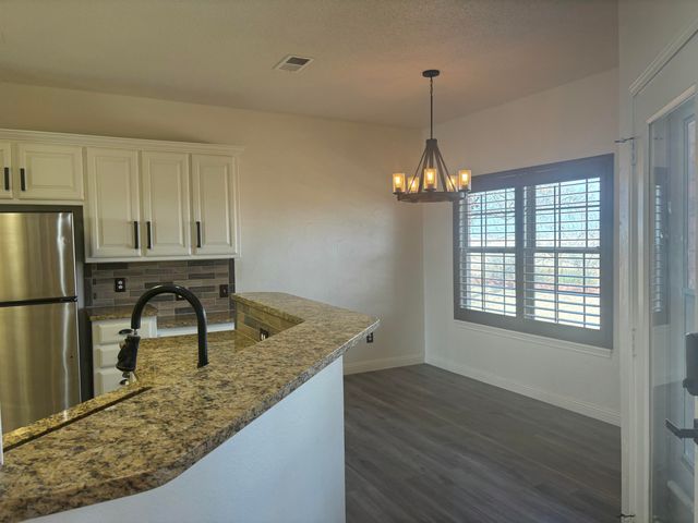 6 N Rim Road, Ransom Canyon, TX 79366