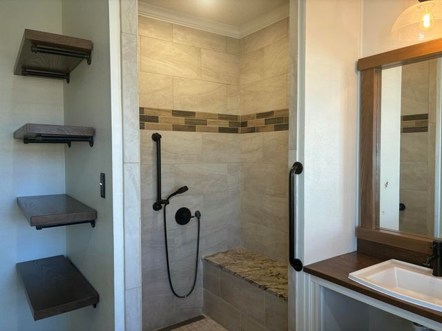 6 N Rim Road, Ransom Canyon, TX 79366