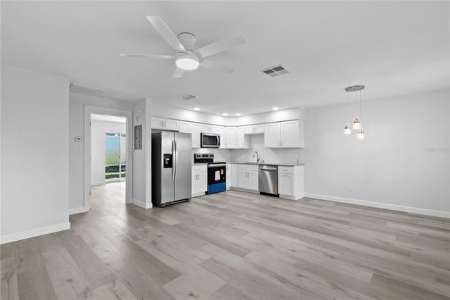 6225 ELMHURST DRIVE 6225, New Port Richey, FL 34653