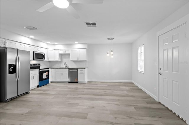 6225 ELMHURST DRIVE 6225, New Port Richey, FL 34653