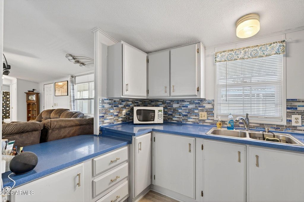 Image 6 of property listing at 9828 E PUEBLO Avenue 34, Mesa, AZ 85208