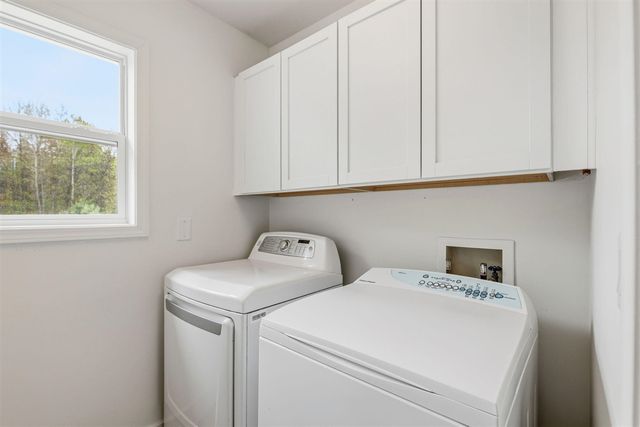 6352 143rd Avenue, Holland, MI 49423
