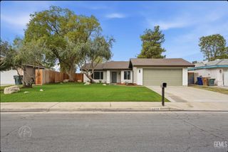 6608 Edgemont Drive, Bakersfield, CA 93309