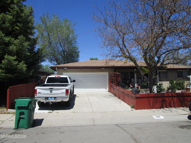 908 Ivy Street, Carson City, NV 89703
