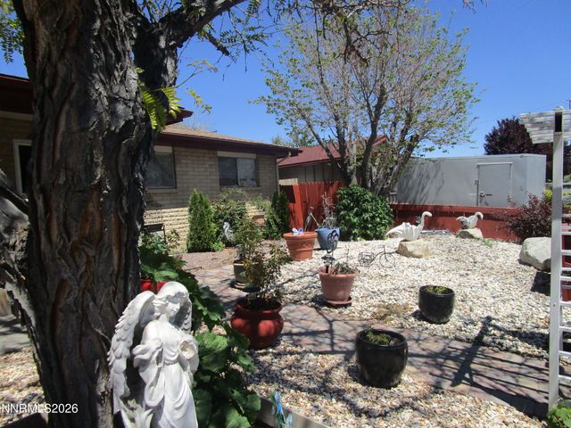 908 Ivy Street, Carson City, NV 89703