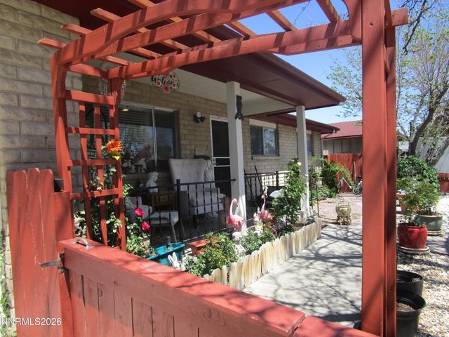 908 Ivy Street, Carson City, NV 89703