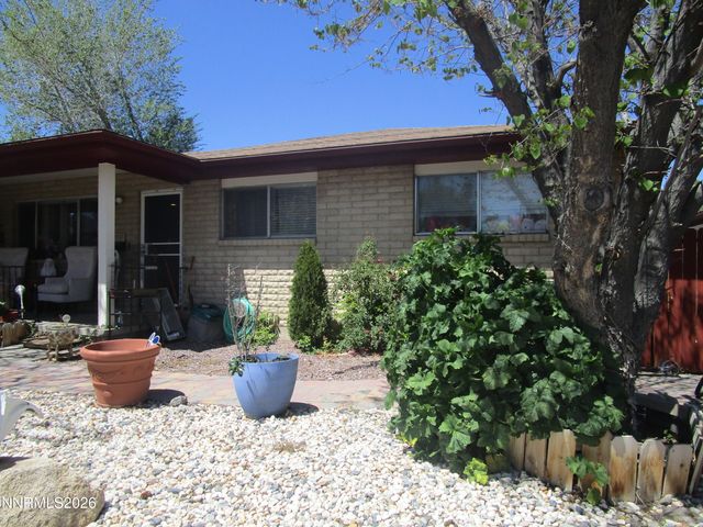 908 Ivy Street, Carson City, NV 89703