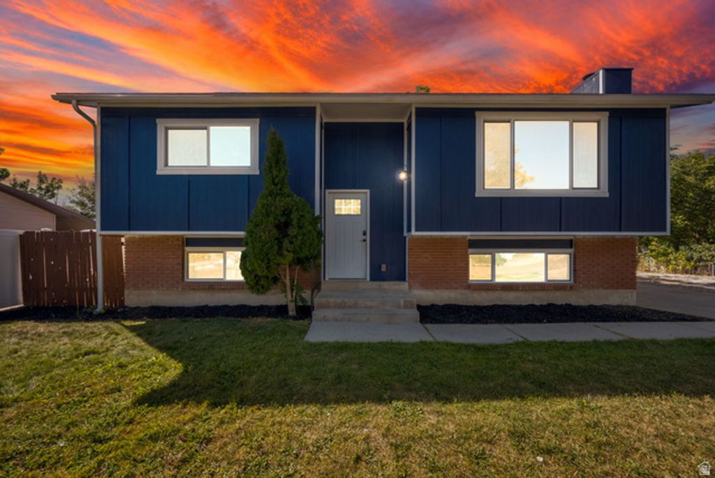 4609 W TWILIGHT DR, Kearns, UT 84118 — exterior