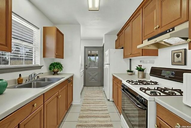 313 Armstrong, San Marcos, TX 78666