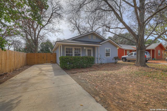 313 Armstrong, San Marcos, TX 78666