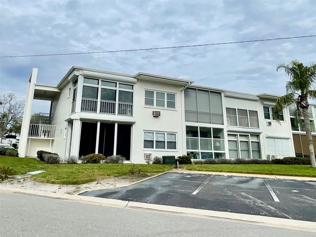 7050 SUNSET WAY 19, St Pete Beach, FL 33706