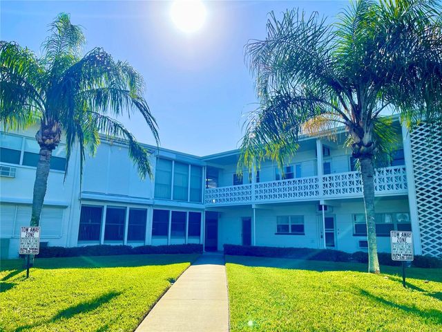 7050 SUNSET WAY 19, St Pete Beach, FL 33706