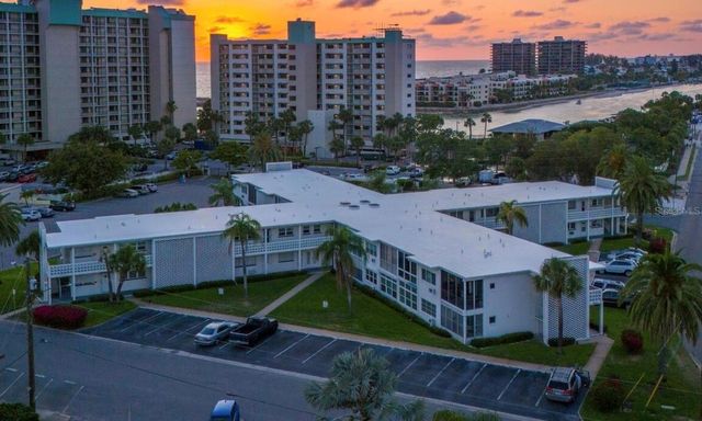 7050 SUNSET WAY 19, St Pete Beach, FL 33706