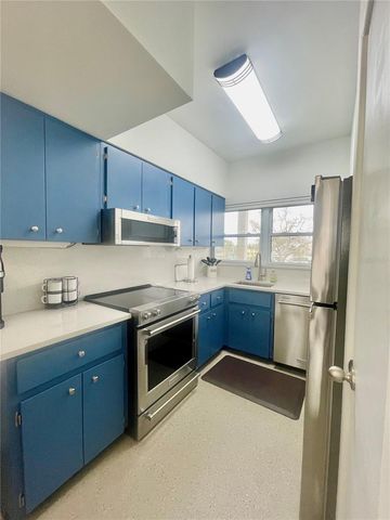 7050 SUNSET WAY 19, St Pete Beach, FL 33706