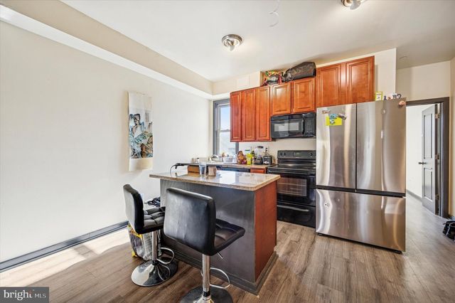 1812 W MONTGOMERY AVE, Philadelphia, PA 19121