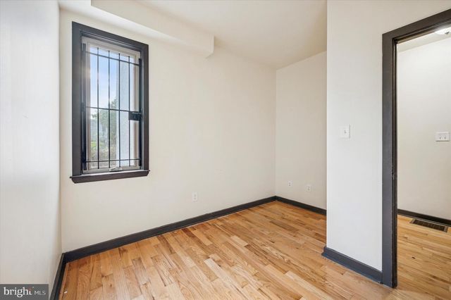 1812 W MONTGOMERY AVE, Philadelphia, PA 19121