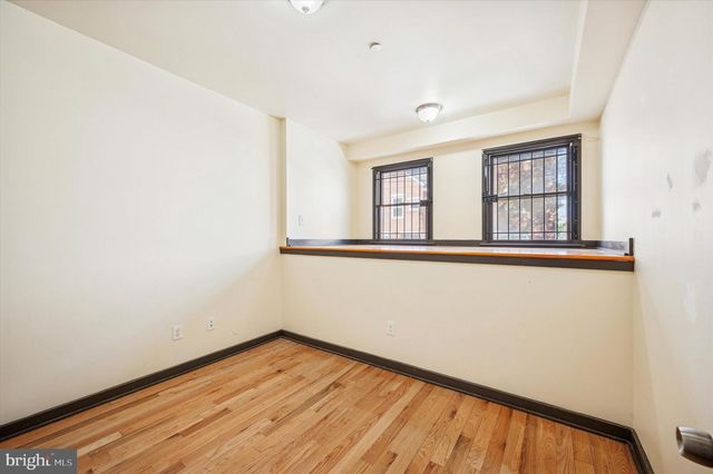 1812 W MONTGOMERY AVE, Philadelphia, PA 19121