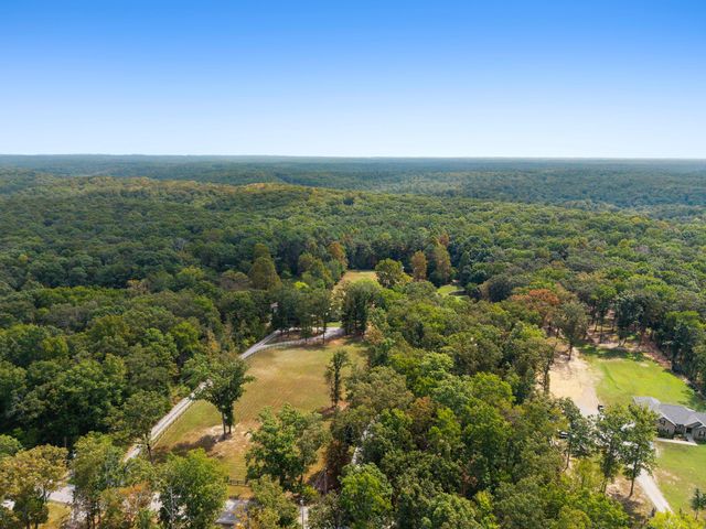 7283 Kingston Rd, Fairview, TN 37062