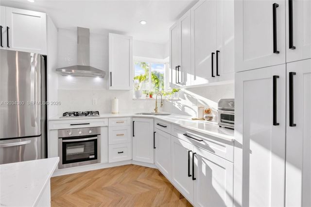 2131 SW 82nd Place, Miami, FL 33155