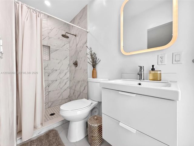 2131 SW 82nd Place, Miami, FL 33155
