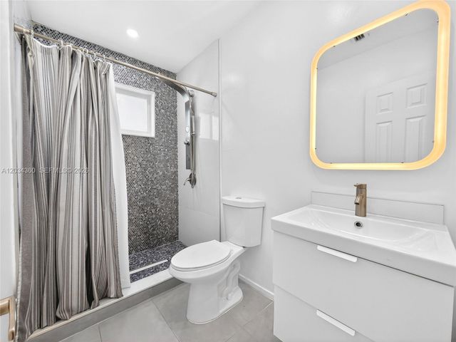 2131 SW 82nd Place, Miami, FL 33155
