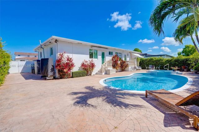 2131 SW 82nd Place, Miami, FL 33155
