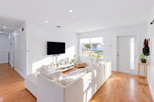 2131 SW 82nd Place, Miami, FL 33155