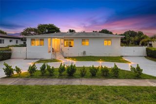 2131 SW 82nd Place, Miami, FL 33155