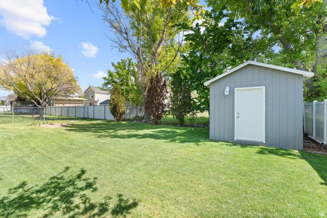 5426 S 4175 W, Roy, UT 84067
