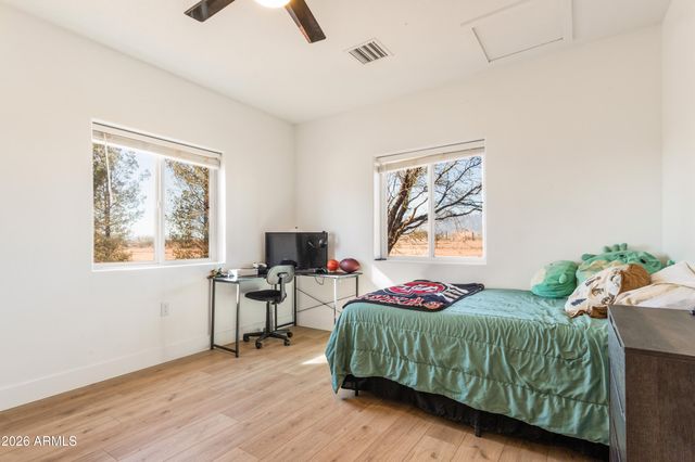 10254 E LIMOSINE Lane, Hereford, AZ 85615