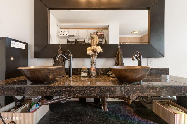 10254 E LIMOSINE Lane, Hereford, AZ 85615