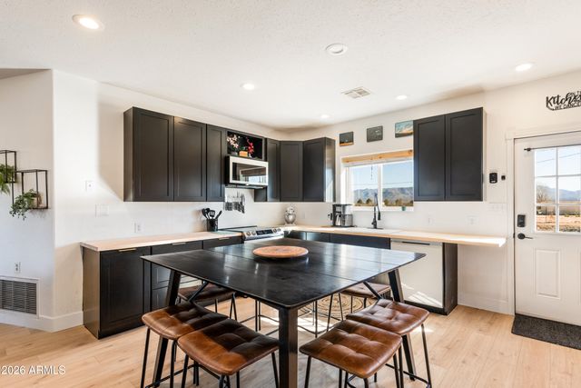 10254 E LIMOSINE Lane, Hereford, AZ 85615